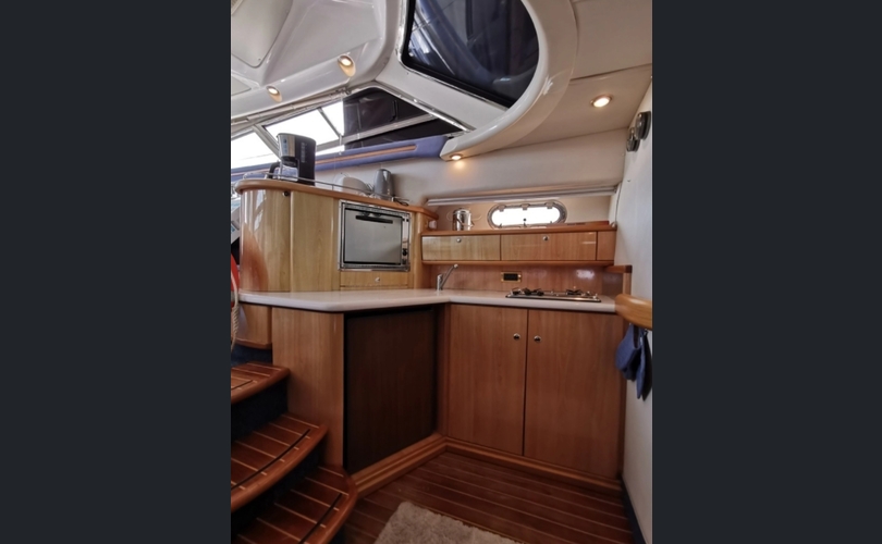 Sealine F43 YERO-kuva-8